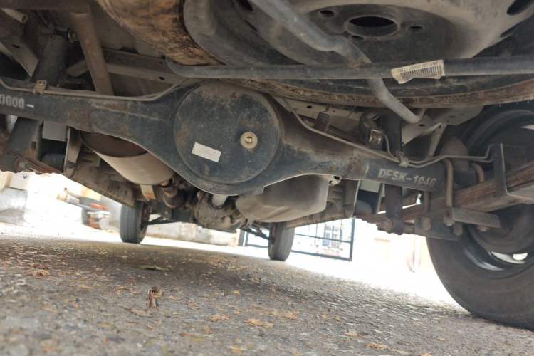 Used Dongfeng Xiaokang K05S 2016 1.2L Practical Version DK12-10 Chassis Rear