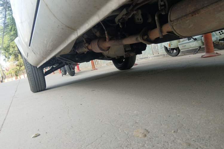Used Dongfeng Xiaokang K05S  Chassis Rear Left