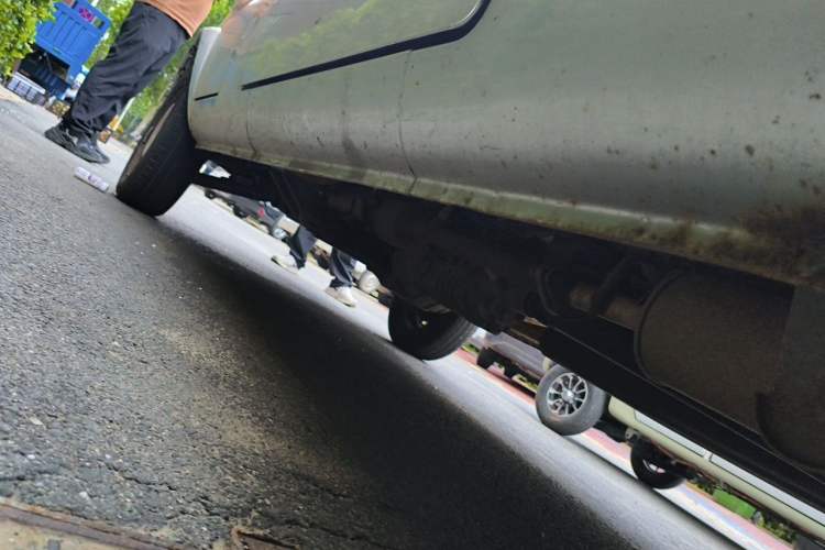 Used Dongfeng Xiaokang K05S  Chassis Rear Left