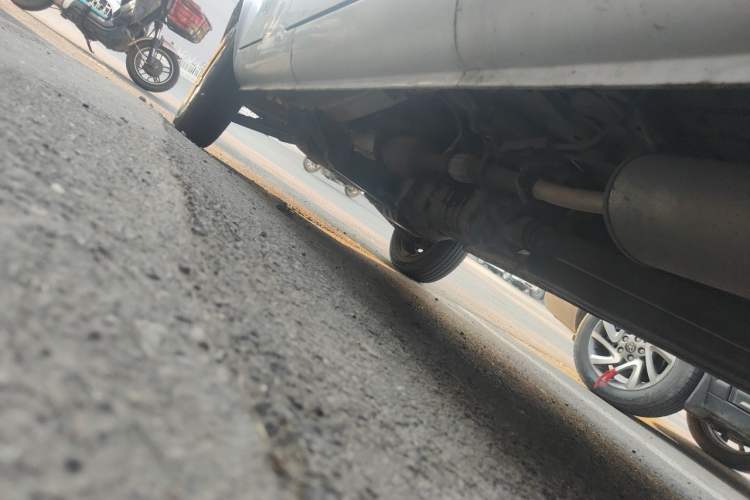 Used Dongfeng Xiaokang K05S 2016 1.2L Practical Version DK12-10 Chassis Rear Left