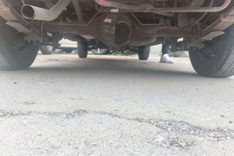 Used Dongfeng Xiaokang K05S 2016 1.2L Practical Version DK12-10 Chassis Rear