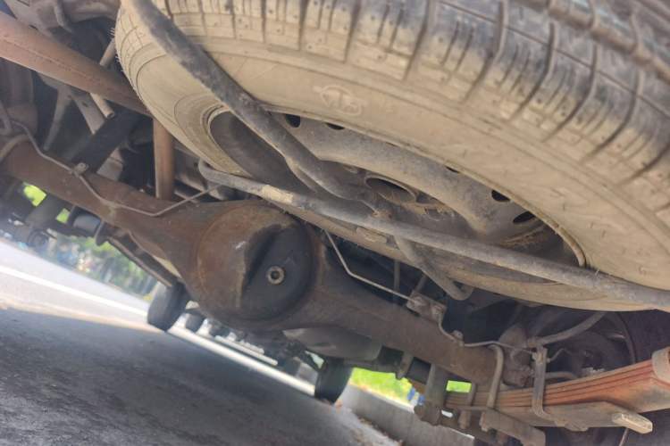 Used Dongfeng Xiaokang K05S 2016 1.2L Practical Version DK12-10 Chassis Rear