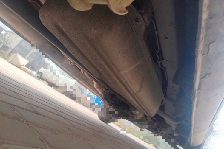 Used Dongfeng Xiaokang K05S 2016 1.2L Practical Version DK12-10 Chassis Rear Right