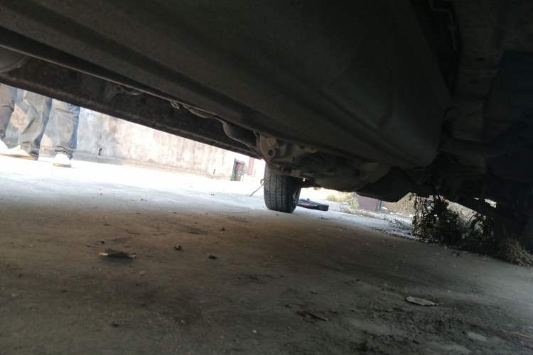 Used Dongfeng Xiaokang K05S  Chassis Rear Right