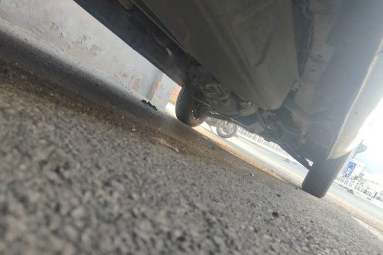 Used Dongfeng Xiaokang K05S 2016 1.2L Practical Version DK12-10 Chassis Rear Right