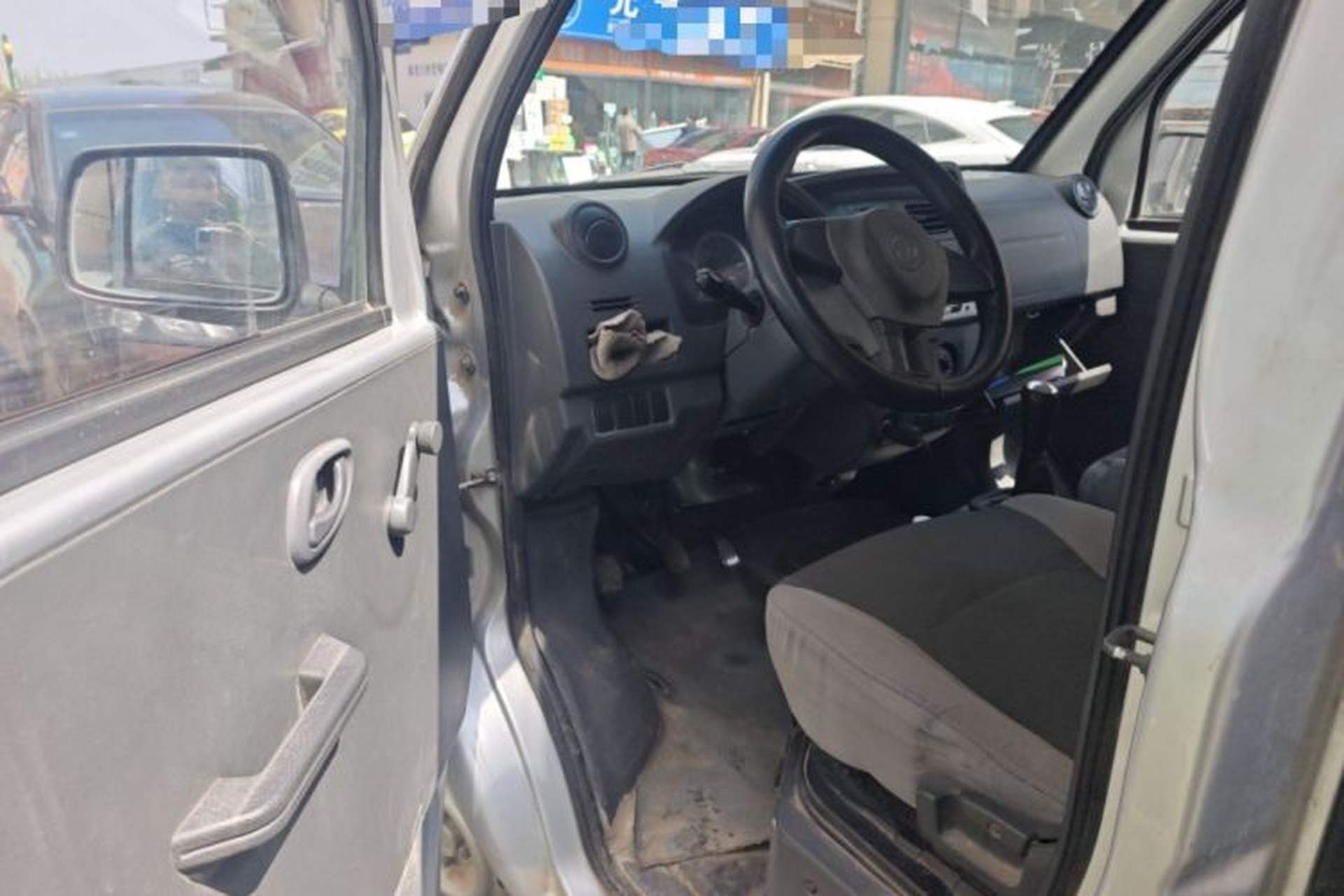 Used Dongfeng Xiaokang K05S 2016 1.2L Practical Version DK12-10 Driver Seat