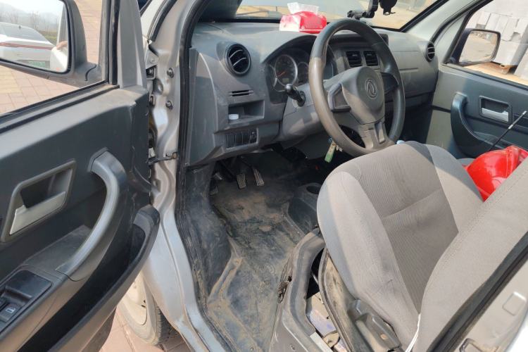 Used Dongfeng Xiaokang K05S 2016 1.2L Practical Version DK12-10 Driver Seat