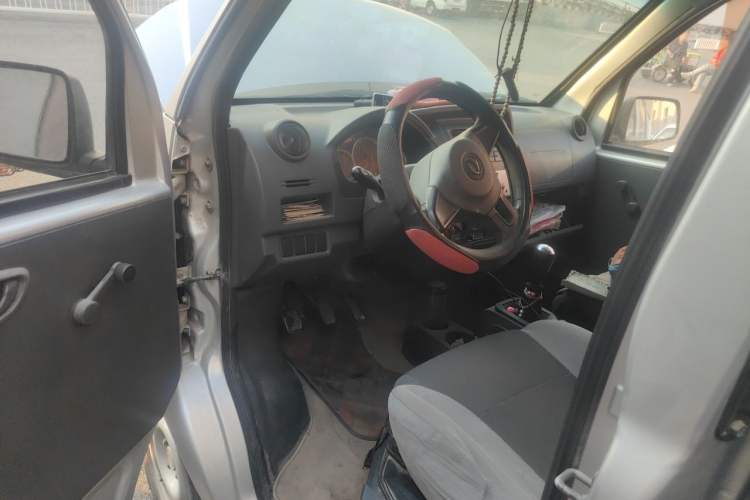 Used Dongfeng Xiaokang K05S 2016 1.2L Practical Version DK12-10 Driver Seat
