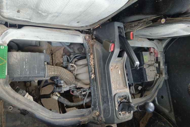 Used Dongfeng Xiaokang K05S  Engine Bay