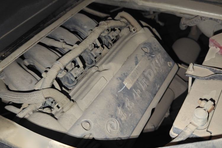 Used Dongfeng Xiaokang K05S 2016 1.2L Practical Version DK12-10 Engine Bay