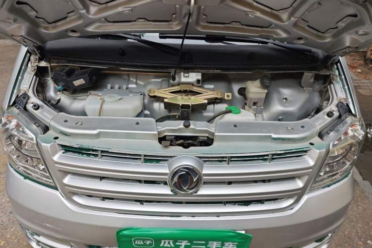 Used Dongfeng Xiaokang K05S 2016 1.2L Practical Version DK12-10 Engine Bay