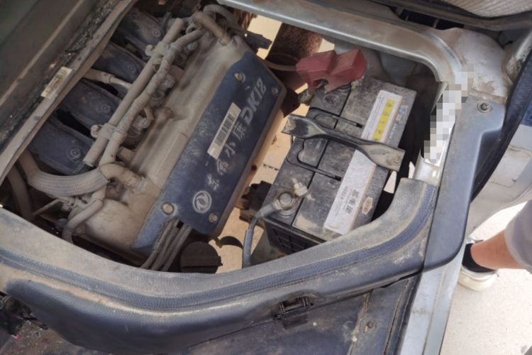 Used Dongfeng Xiaokang K05S 2016 1.2L Practical Version DK12-10 Engine Bay Left
