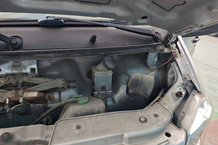 Used Dongfeng Xiaokang K05S 2016 1.0L Practical Version DK10 Engine Bay Left