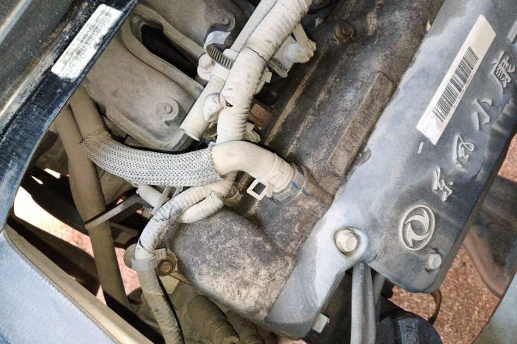 Used Dongfeng Xiaokang K05S 2016 1.2L Practical Version DK12-10 Engine Bay Left