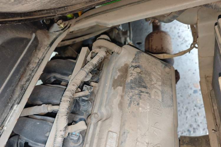 Used Dongfeng Xiaokang K05S 2016 1.2L Practical Version DK12-10 Engine Bay Left