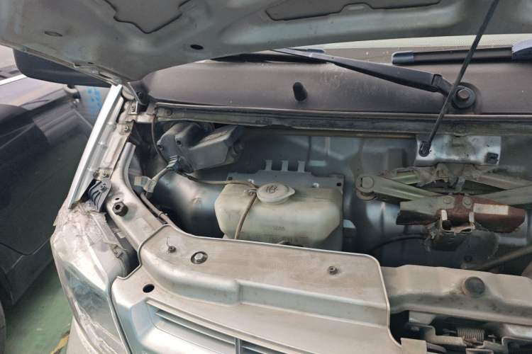 Used Dongfeng Xiaokang K05S 2016 1.0L Practical Version DK10 Engine Bay Right
