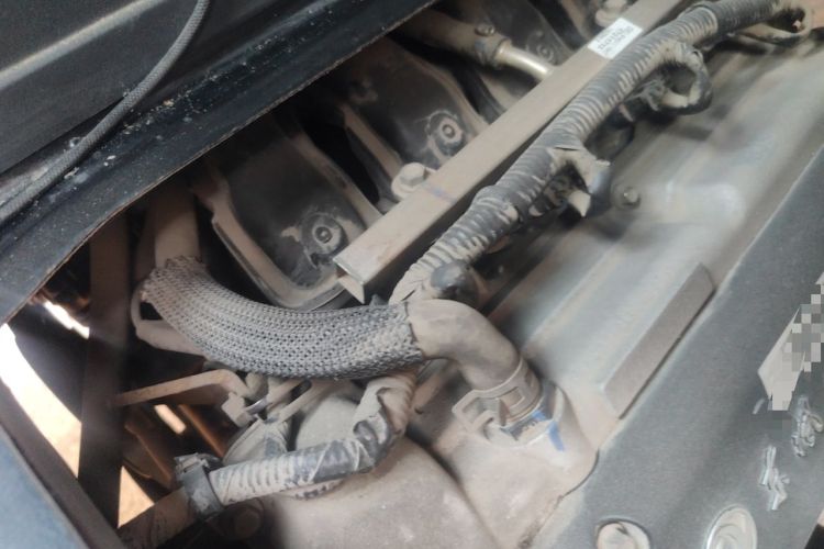 Used Dongfeng Xiaokang K05S 2016 1.2L Practical Version DK12-10 Engine Bay