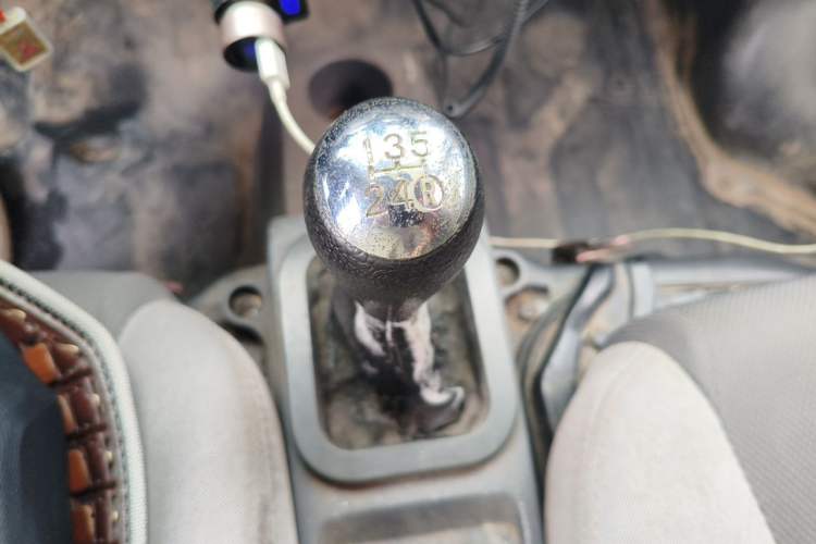 Used Dongfeng Xiaokang K05S 2016 1.2L Practical Version DK12-10 Gear Lever