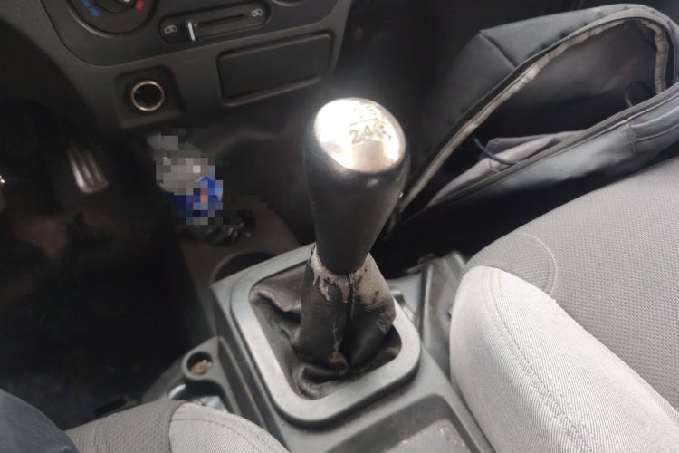 Used Dongfeng Xiaokang K05S 2016 1.2L Practical Version DK12-10 Gear Lever