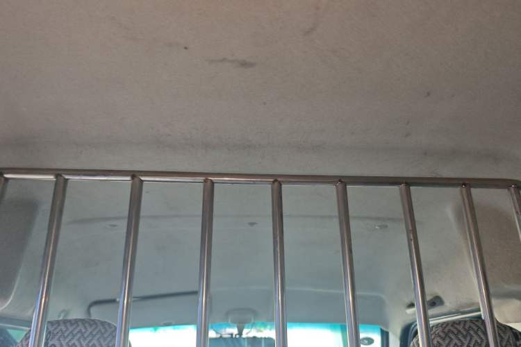 Used Dongfeng Xiaokang K05S 2016 1.2L Practical Version DK12-10 Headliner