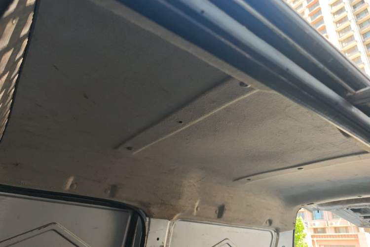 Used Dongfeng Xiaokang K05S 2016 1.2L Practical Version DK12-10 Headliner