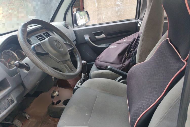 Used Dongfeng Xiaokang K05S 2016 1.2L Practical Version DK12-10 Left Front Seat