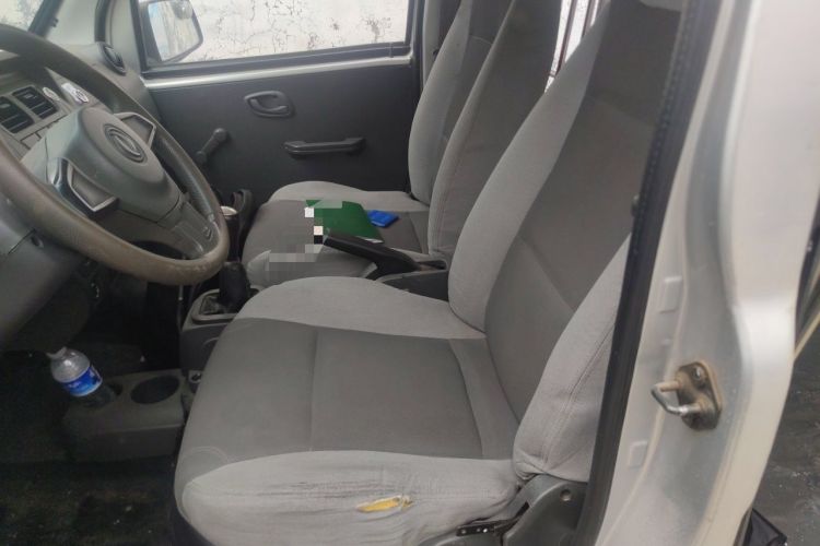 Used Dongfeng Xiaokang K05S 2016 1.2L Practical Version DK12-10 Left Front Seat