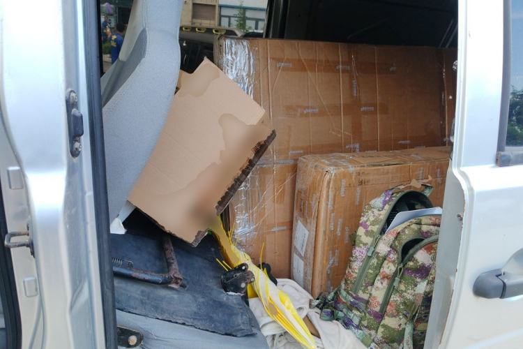 Used Dongfeng Xiaokang K05S 2016 1.2L Practical Version DK12-10 Left Rear Seat