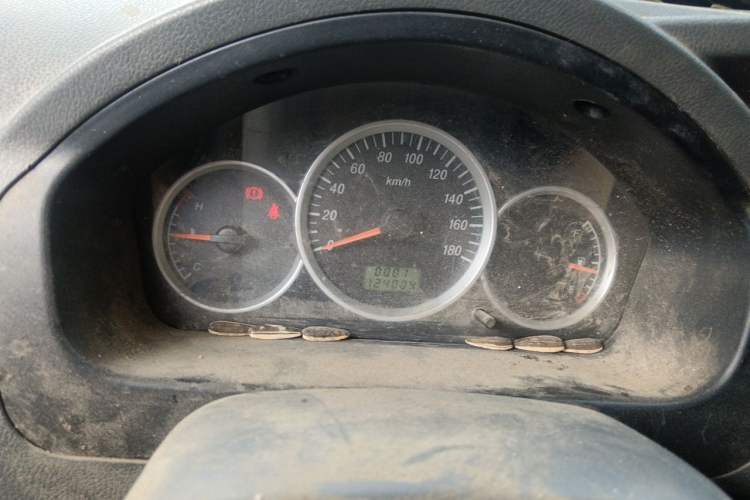Used Dongfeng Xiaokang K05S  Odometer Close Up