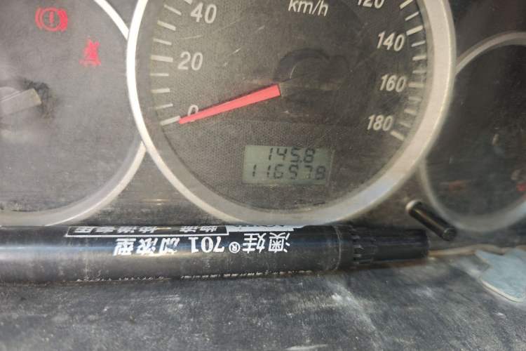 Used Dongfeng Xiaokang K05S 2016 1.2L Practical Version DK12-10 Odometer Close Up