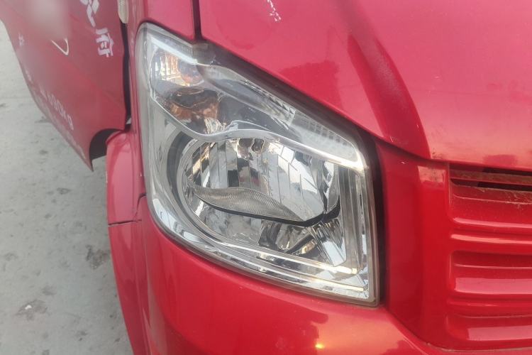 Used Dongfeng Xiaokang K05S 2016 1.2L Practical Version DK12-10 Right Front Headlight