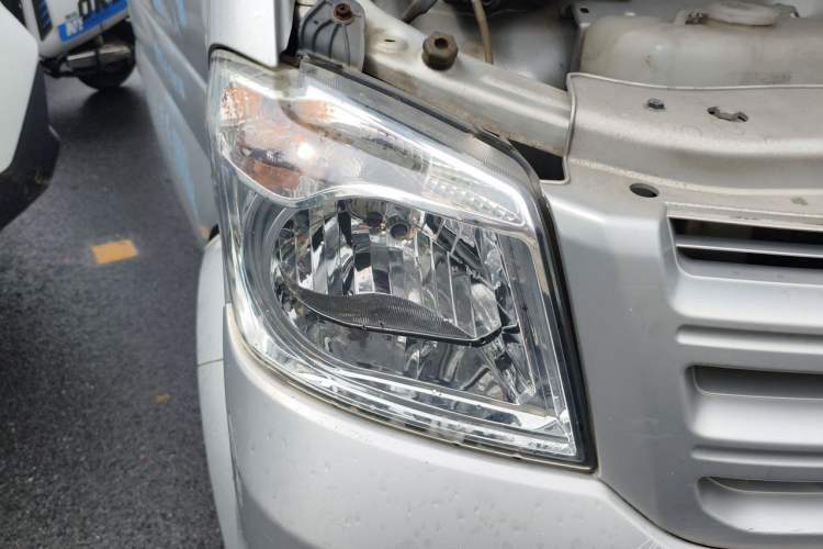 Used Dongfeng Xiaokang K05S 2016 1.2L Practical Version DK12-10 Right Front Headlight