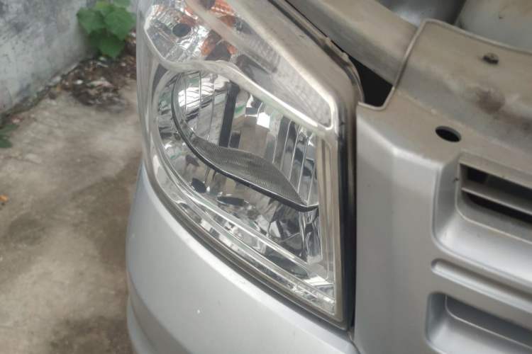Used Dongfeng Xiaokang K05S 2016 1.2L Practical Version DK12-10 Right Front Headlight