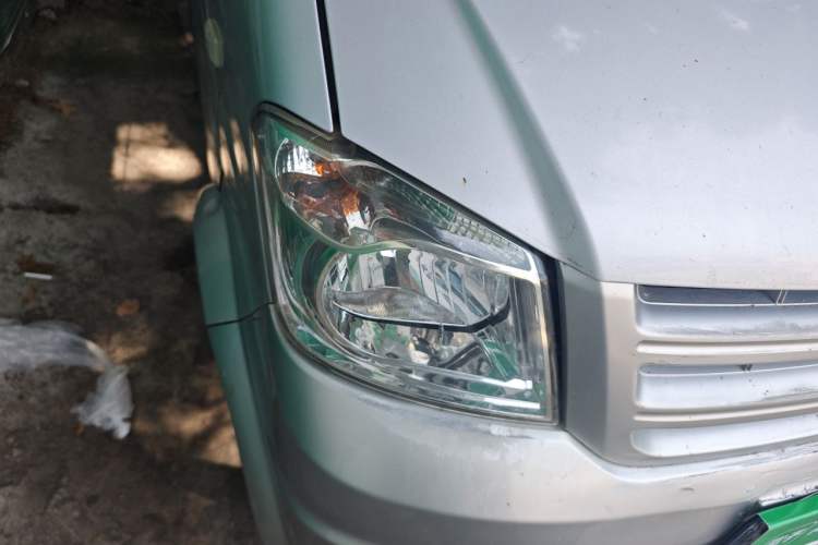 Used Dongfeng Xiaokang K05S 2016 1.2L Practical Version DK12-10 Right Front Headlight