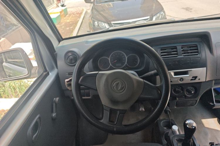 Used Dongfeng Xiaokang K05S 2016 1.2L Practical Version DK12-10 Steering Wheel
