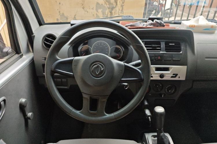 Used Dongfeng Xiaokang K05S 2016 1.2L Practical Version DK12-10 Steering Wheel