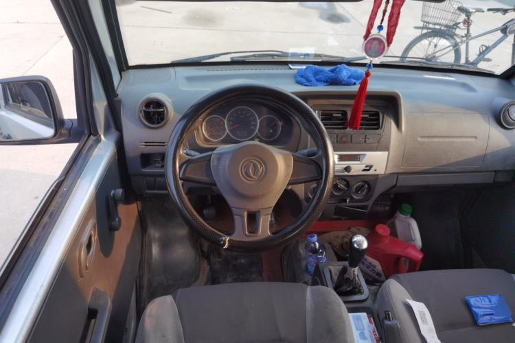 Used Dongfeng Xiaokang K05S 2016 1.2L Practical Version DK12-10 Steering Wheel
