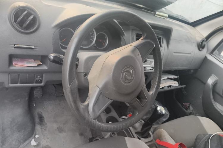 Used Dongfeng Xiaokang K05S 2016 1.2L Practical Version DK12-10 Steering Wheel
