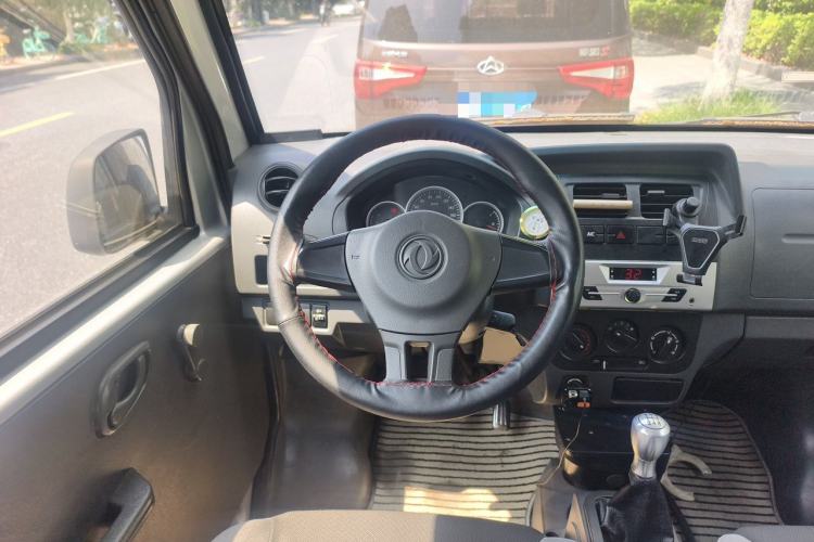 Used Dongfeng Xiaokang K05S 2016 1.2L Practical Version DK12-10 Steering Wheel
