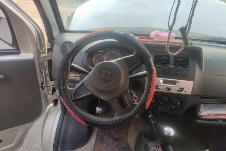 Used Dongfeng Xiaokang K05S 2016 1.2L Practical Version DK12-10 Steering Wheel