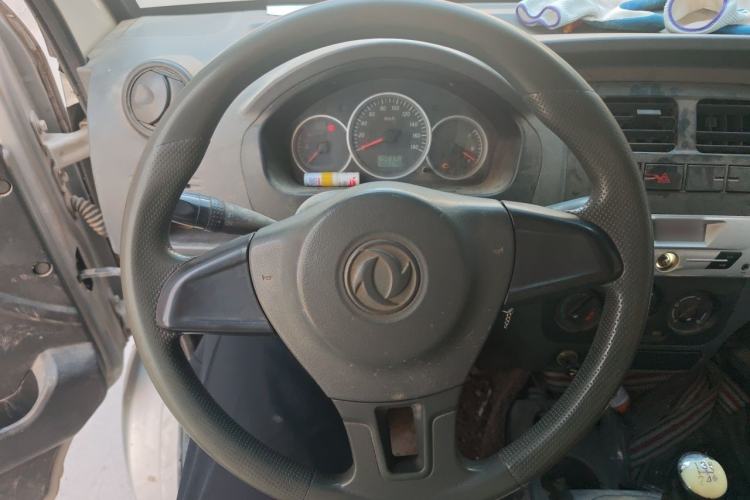 Used Dongfeng Xiaokang K05S 2016 1.2L Practical Version DK12-10 Steering Wheel