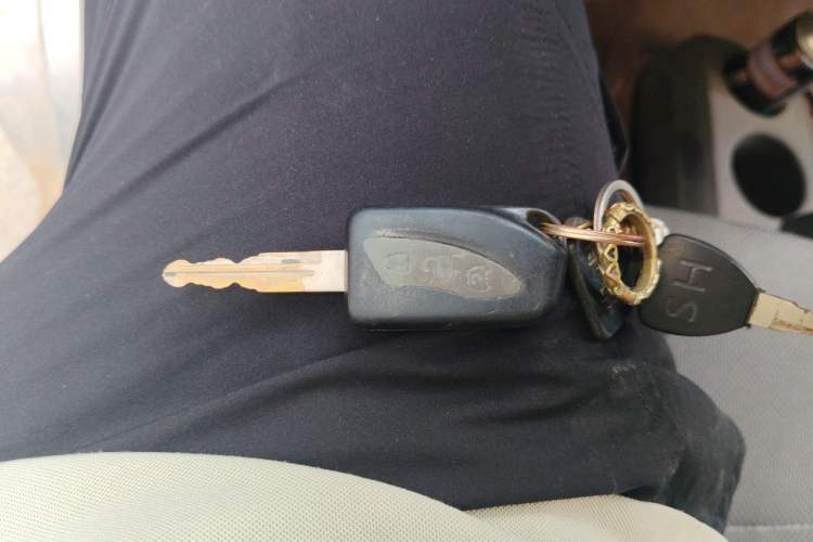 Used Dongfeng Xiaokang K05S 2016 1.2L Practical Version DK12-10 Vehicle Key