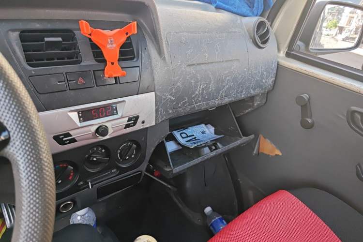 Used Dongfeng Xiaokang K05S 2016 1.2L Practical Version DK12-10 Audio And AC Panel