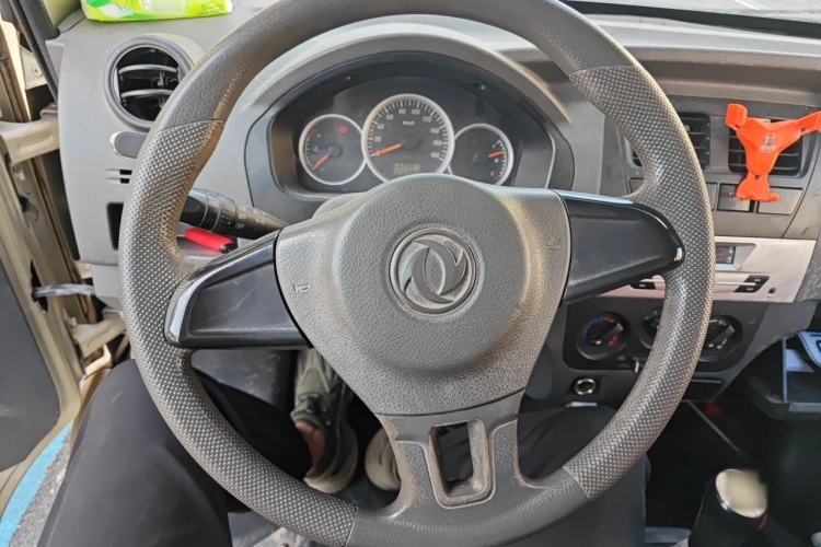 Used Dongfeng Xiaokang K05S 2016 1.2L Practical Version DK12-10 Steering Wheel