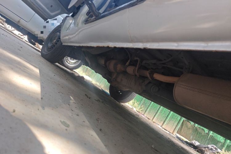 Used Dongfeng Xiaokang K05S  Chassis Rear Left