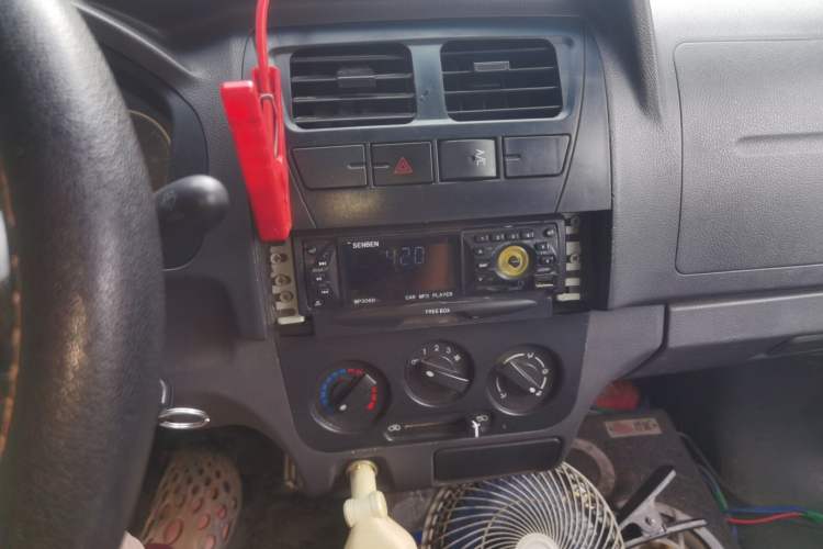 Used Dongfeng Xiaokang K05S 2018 1.2L Practical Model DK12 Audio And AC Panel