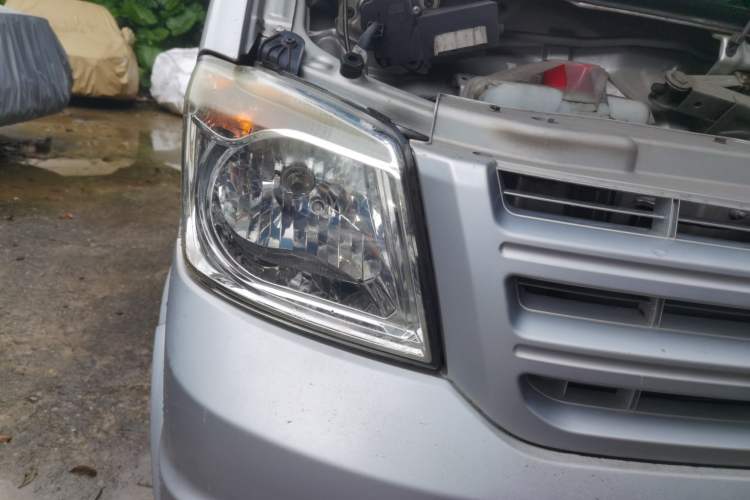Used Dongfeng Xiaokang K05S 2018 1.2L Practical Model DK12 Right Front Headlight