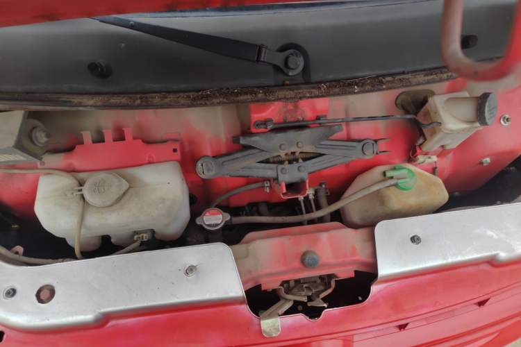 Used Dongfeng Xiaokang K05S 2018 1.2L Practical Model DK12 Engine Bay