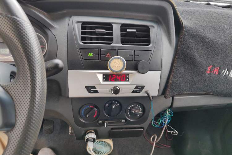 Used Dongfeng Xiaokang K05S 2018 1.2L Refreshed Practical Version DK12 Audio And AC Panel