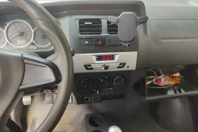 Used Dongfeng Xiaokang K05S 2018 1.2L Refreshed Practical Version DK12 Audio And AC Panel